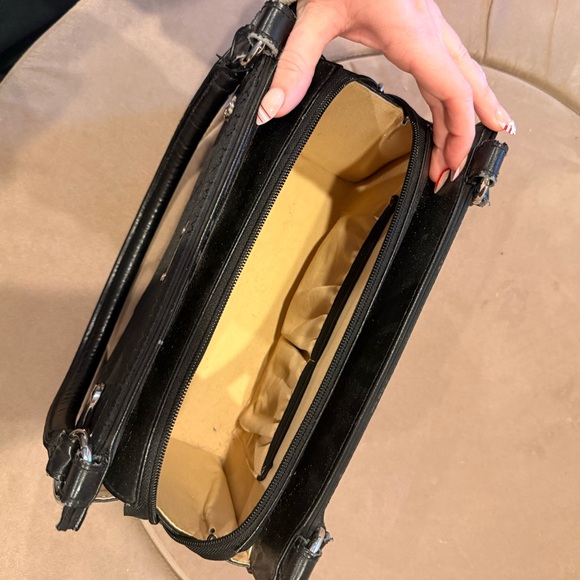 Miche Handbag - Picture 3 of 4